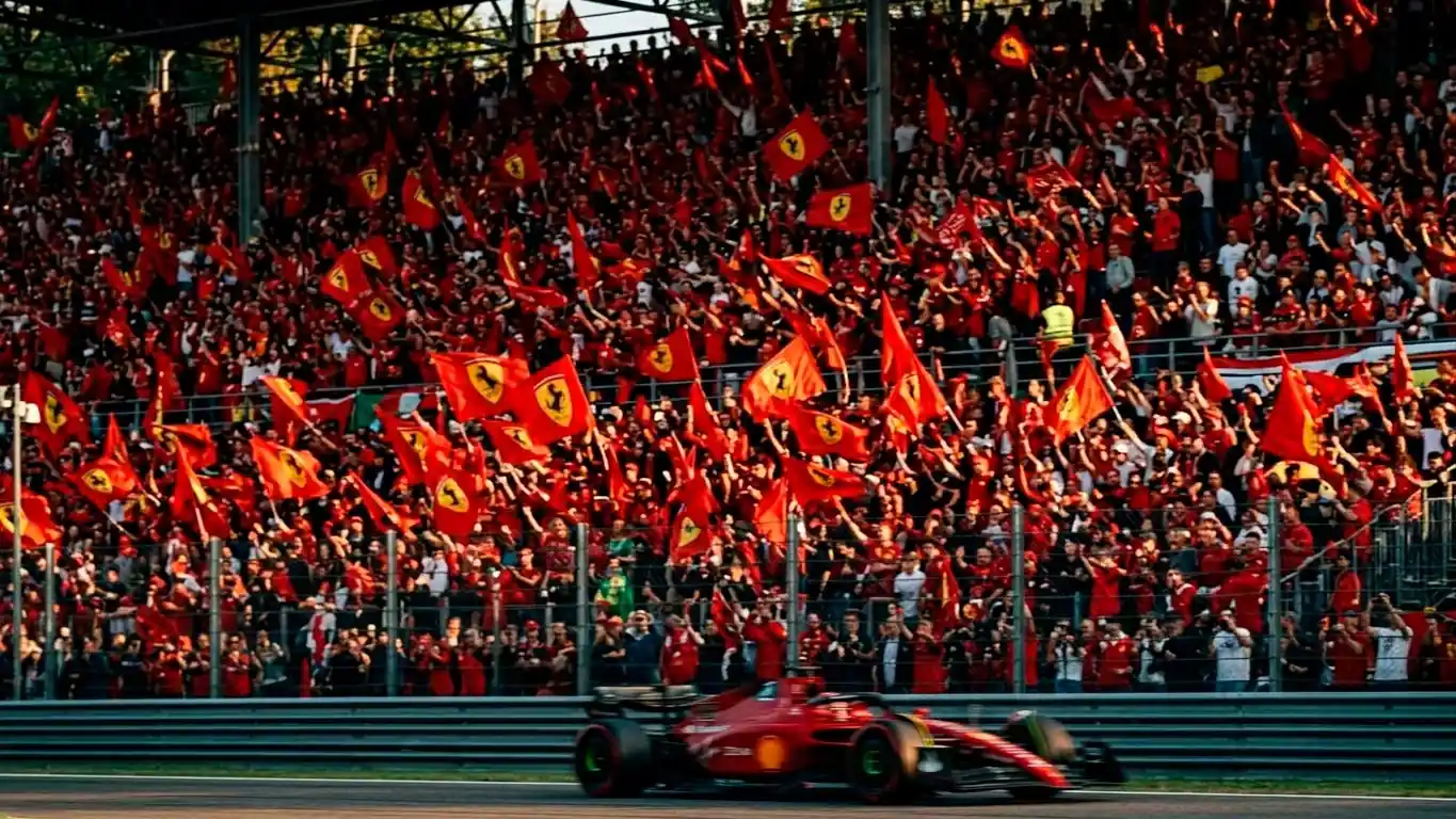 Тифоси на Монца поддържат Ferrari при домашна гонка с шанс за подиум